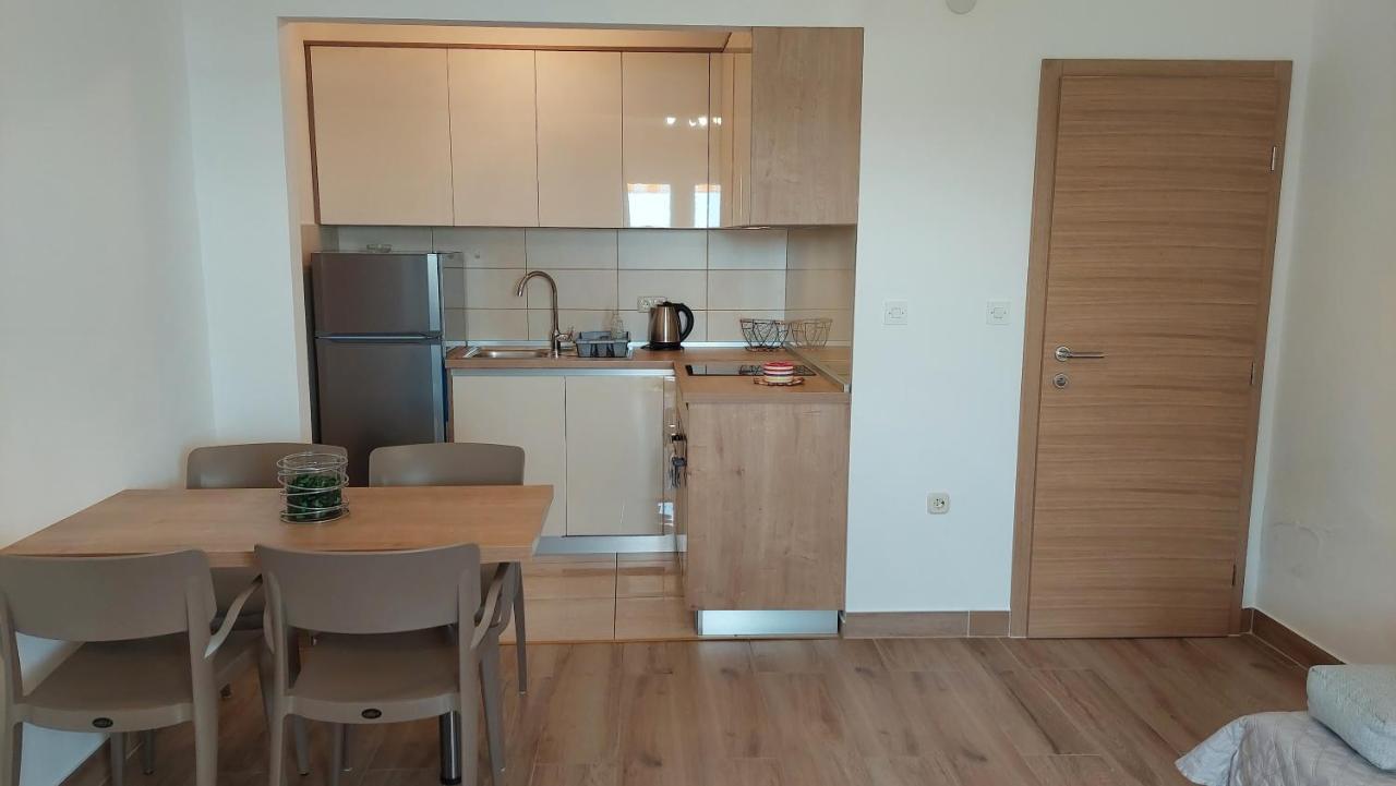 Apartments Nikola Caska نوفاليا المظهر الخارجي الصورة