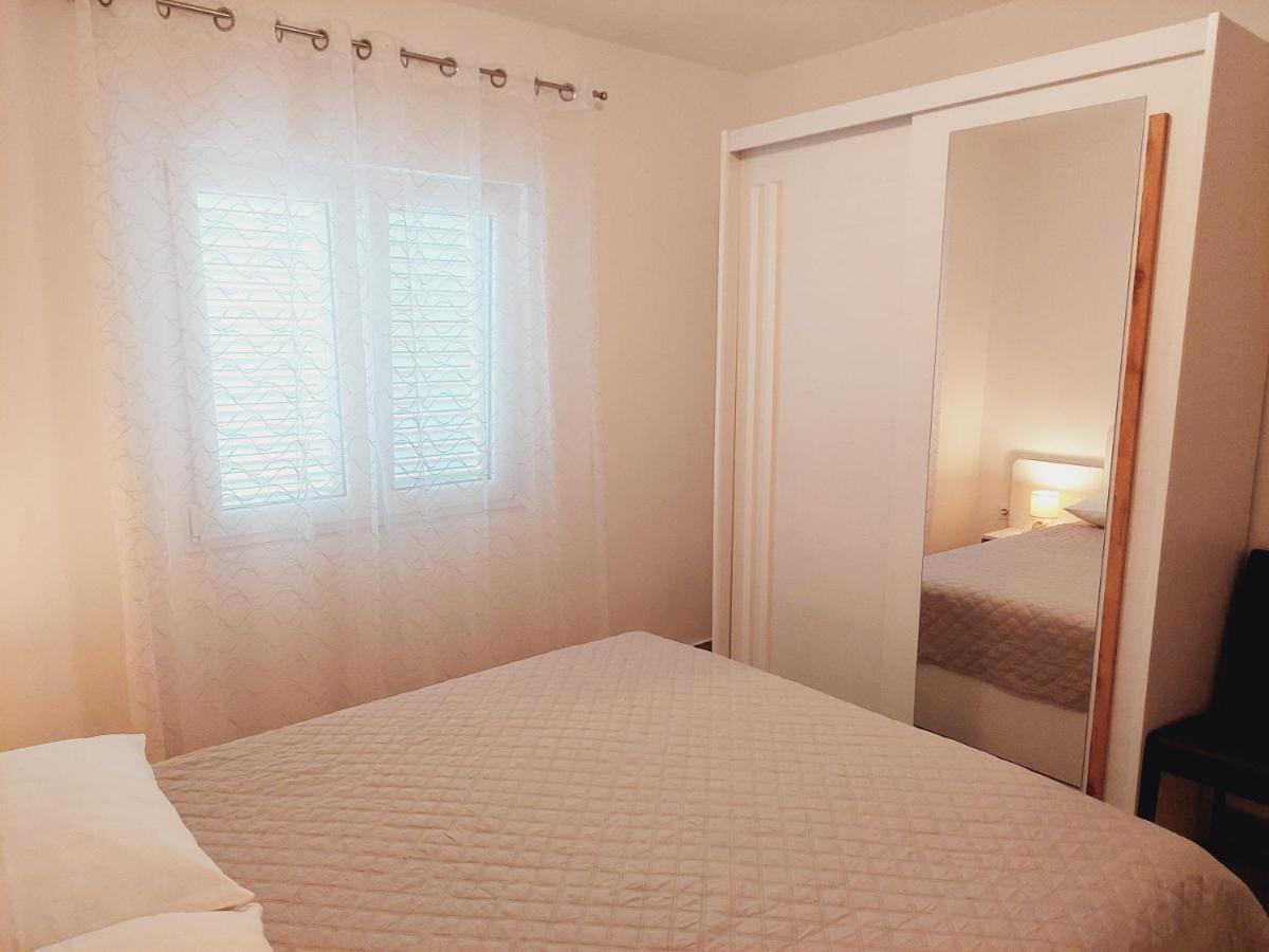 Apartments Nikola Caska نوفاليا المظهر الخارجي الصورة