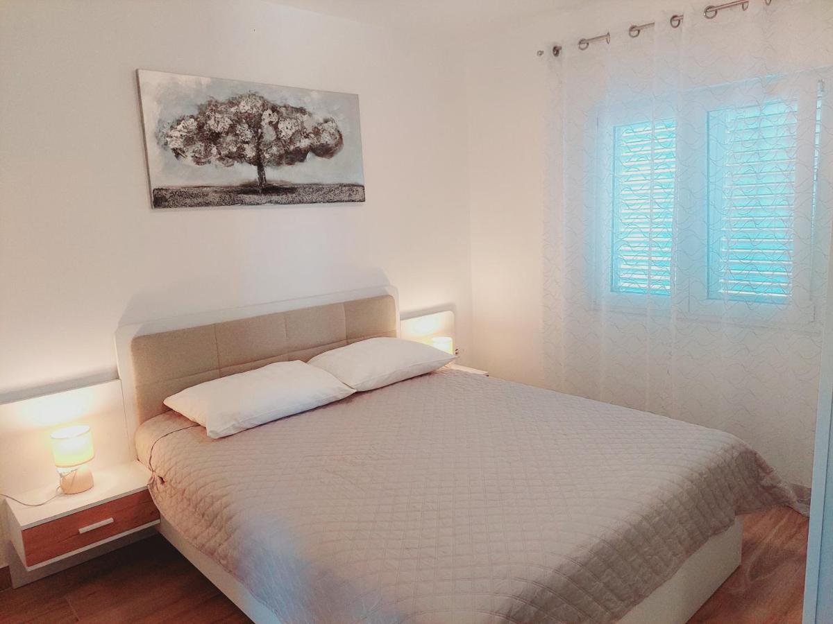 Apartments Nikola Caska نوفاليا المظهر الخارجي الصورة