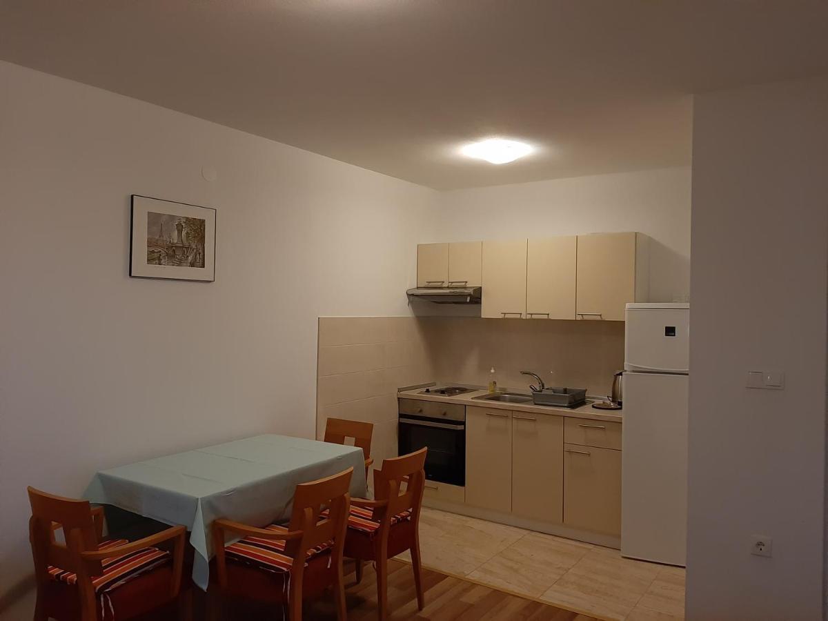 Apartments Nikola Caska نوفاليا المظهر الخارجي الصورة